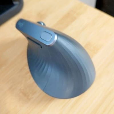 ブルーグレイのマウス