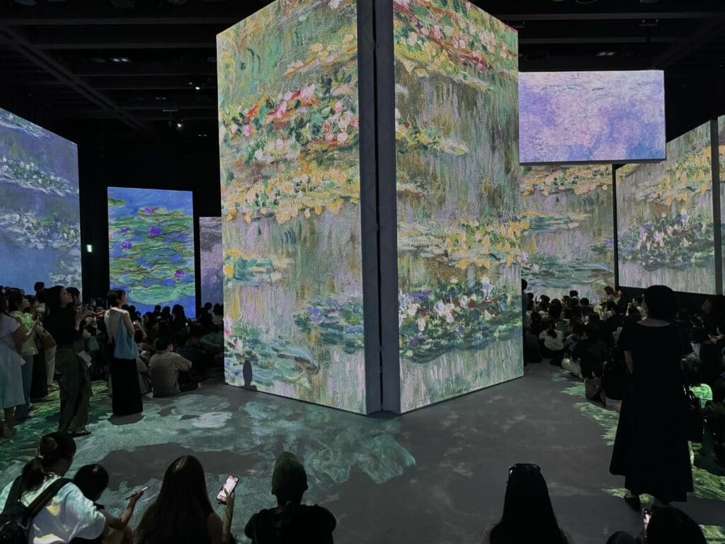 没入型展覧会「モネ＆フレンズ・アライブ」(日本橋）