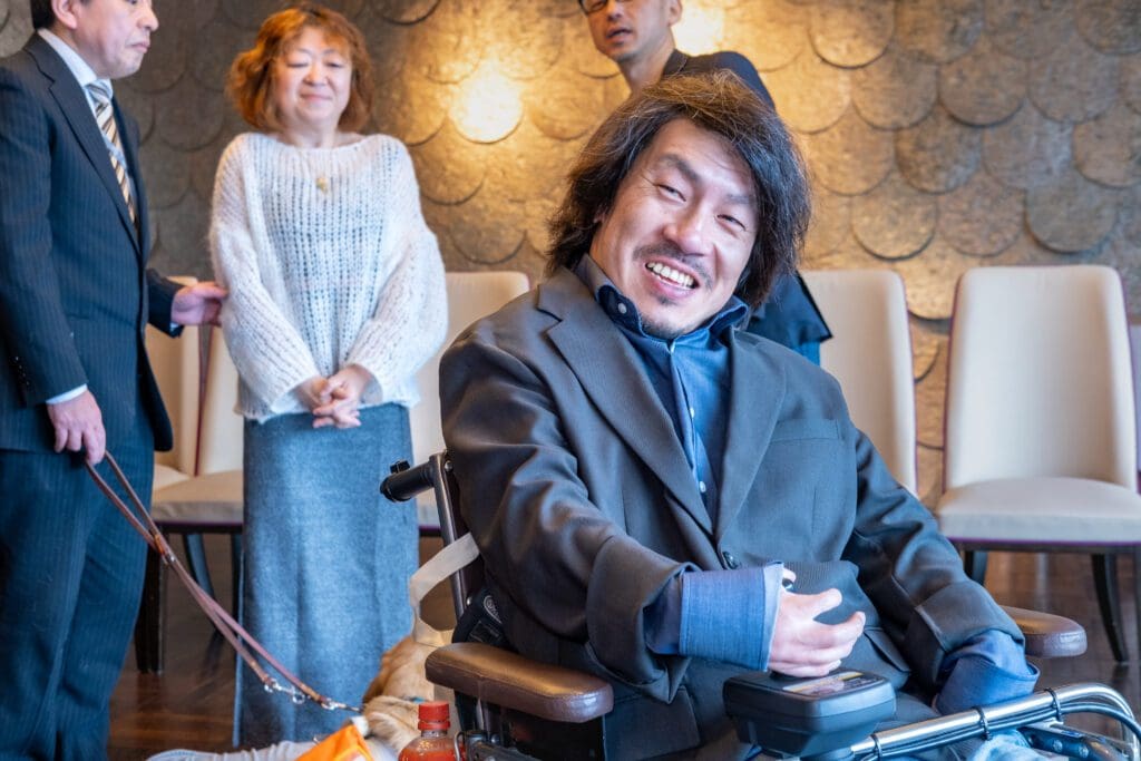 アイコラボレーション神戸の板垣様が笑顔でうつる写真