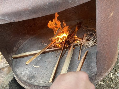 火がついている様子